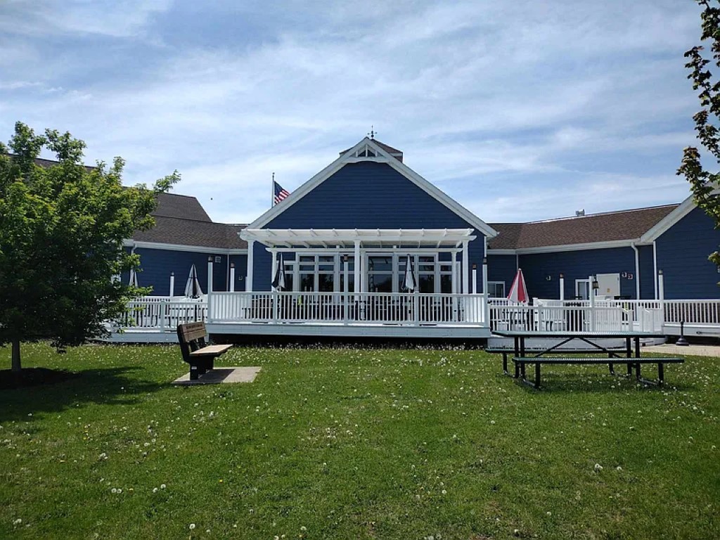 108 James Circle, Poplar Grove, IL 61065