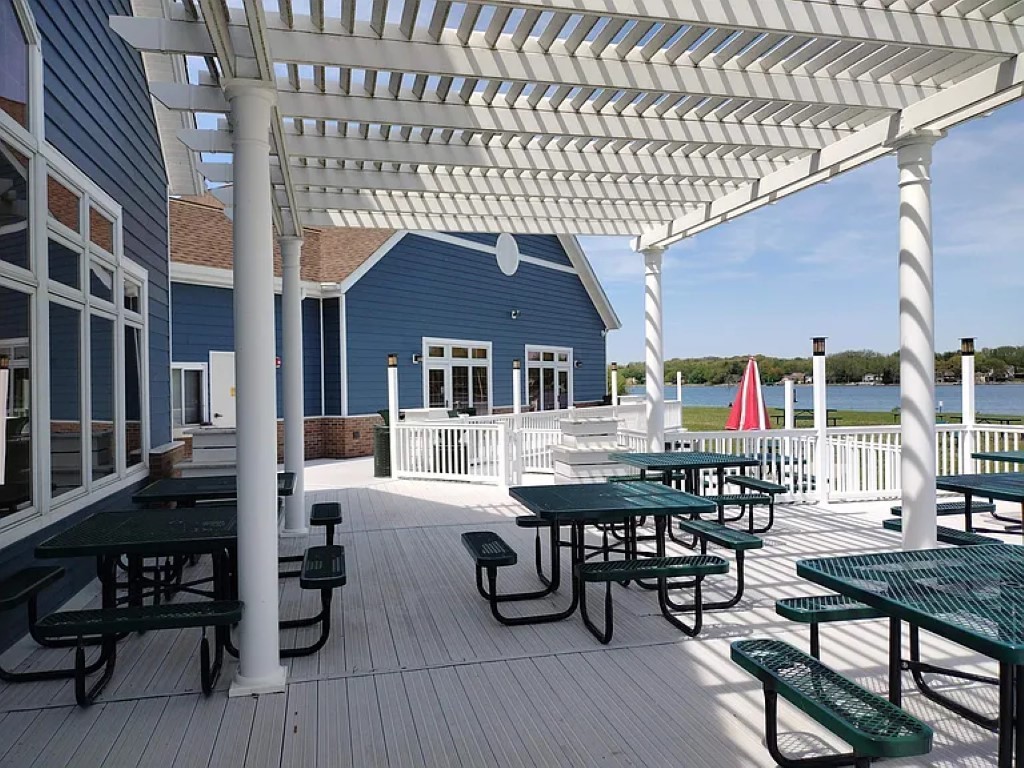 108 James Circle, Poplar Grove, IL 61065