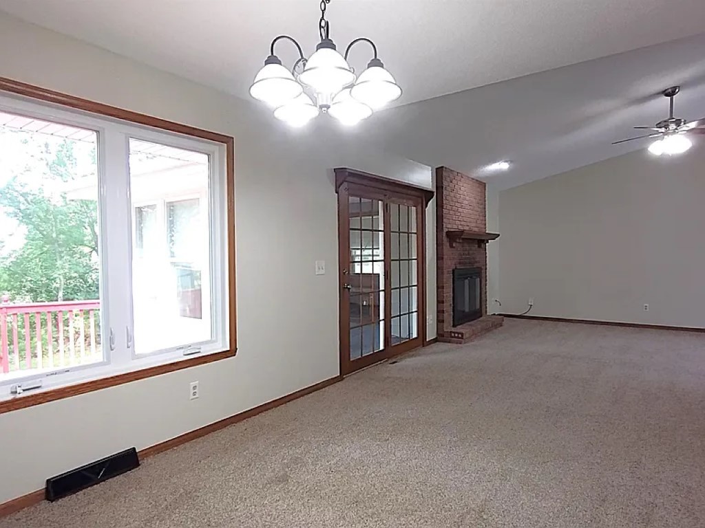 108 James Circle, Poplar Grove, IL 61065