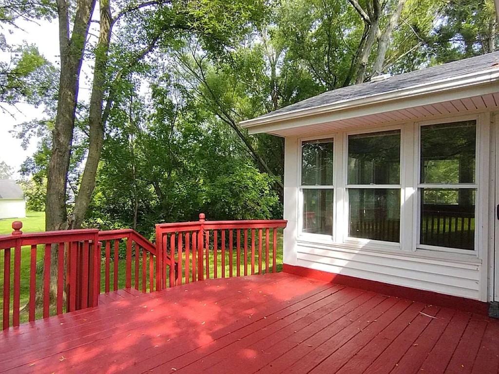 108 James Circle, Poplar Grove, IL 61065