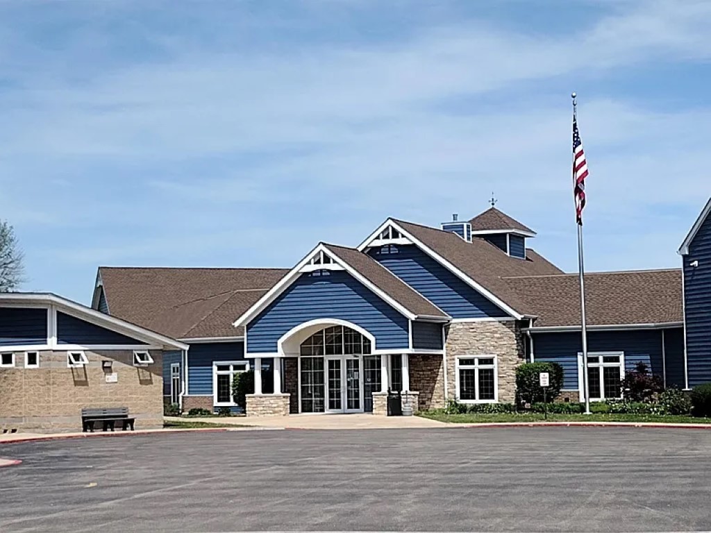 108 James Circle, Poplar Grove, IL 61065