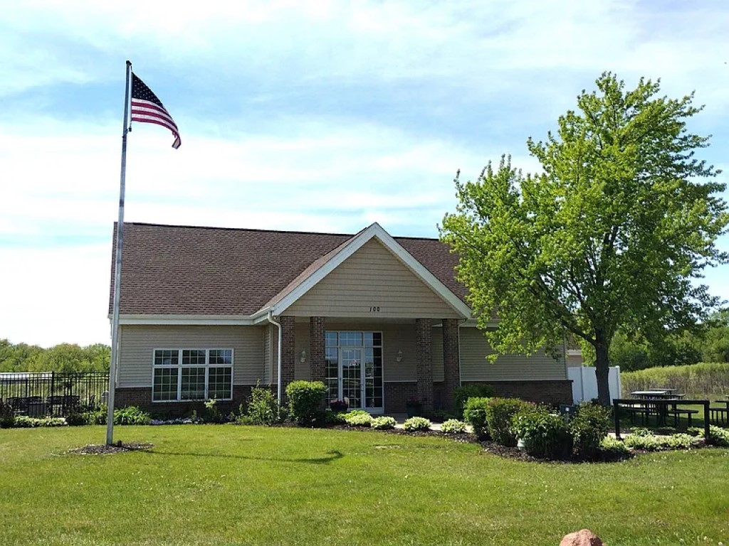 108 James Circle, Poplar Grove, IL 61065