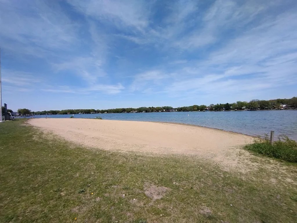 108 James Circle, Poplar Grove, IL 61065