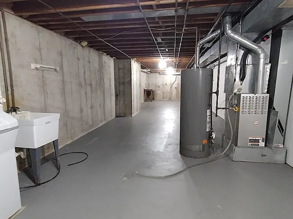 108 James Circle, Poplar Grove, IL 61065