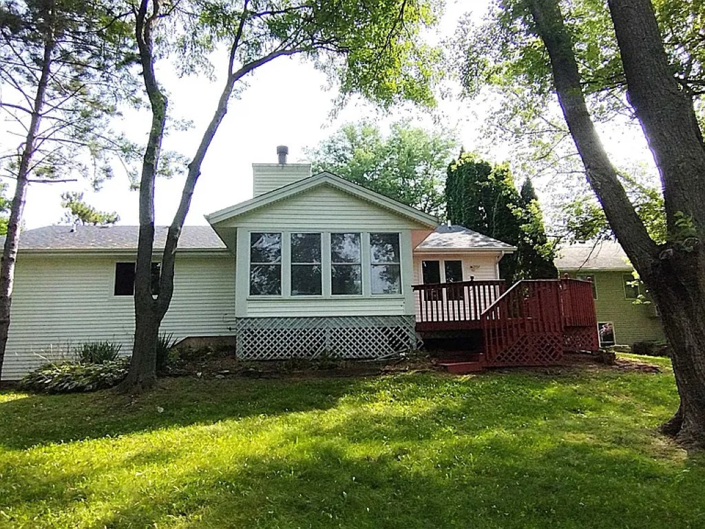 108 James Circle, Poplar Grove, IL 61065