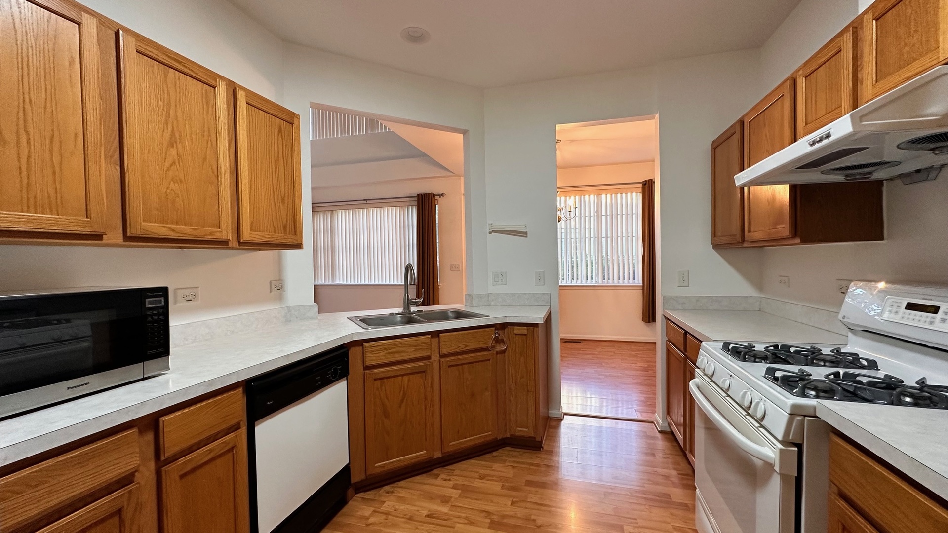 5412 Teaberry Court #5412, Rolling Meadows, IL 60008