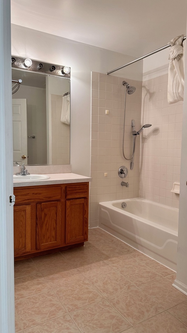 5412 Teaberry Court #5412, Rolling Meadows, IL 60008