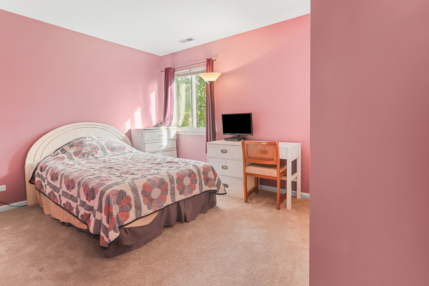 6771 E Wellsley Court, Gurnee, IL 60031