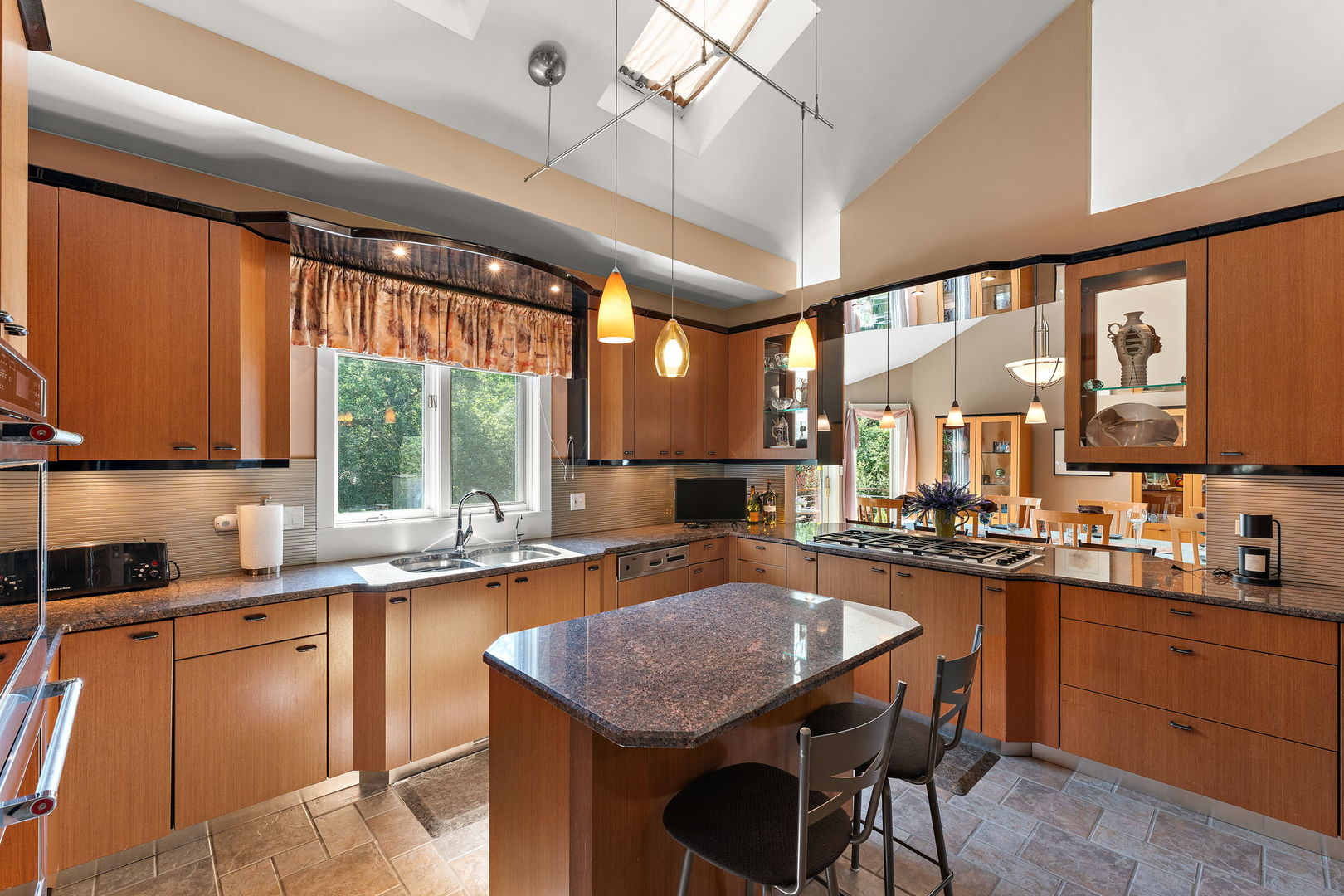 21211 Lisa Lane, Steger, IL 60475