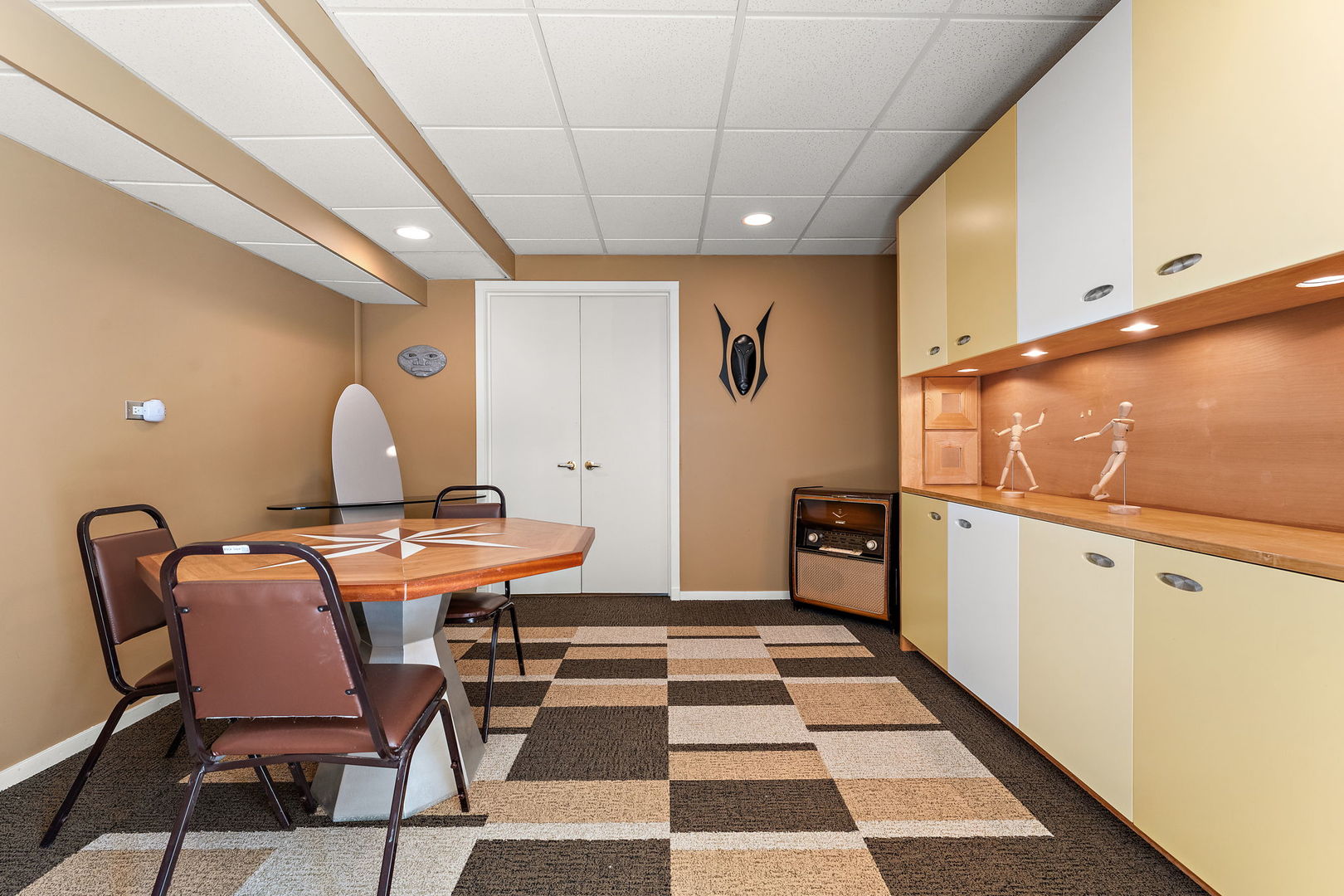 21211 Lisa Lane, Steger, IL 60475