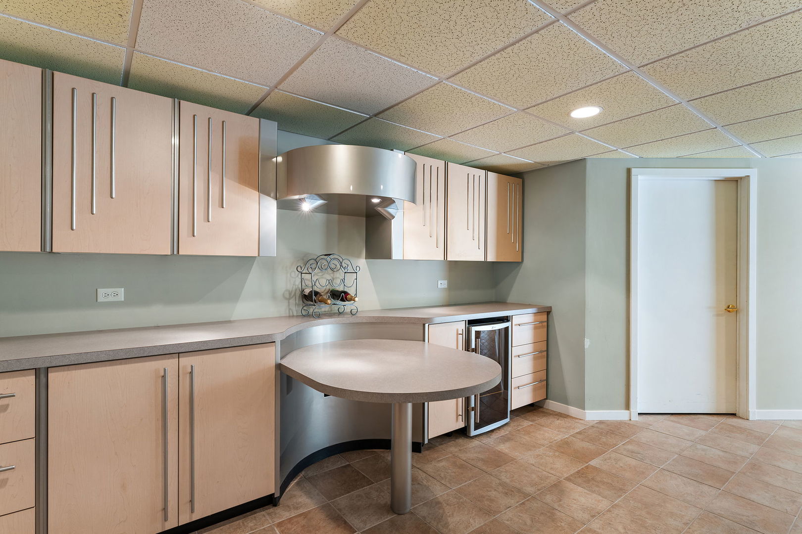 21211 Lisa Lane, Steger, IL 60475