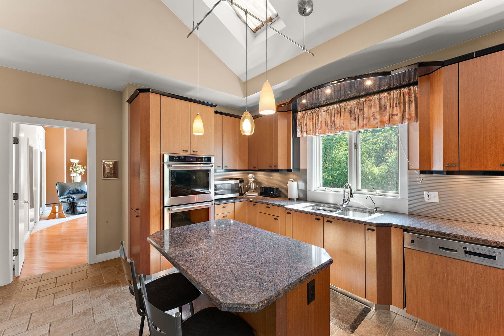 21211 Lisa Lane, Steger, IL 60475