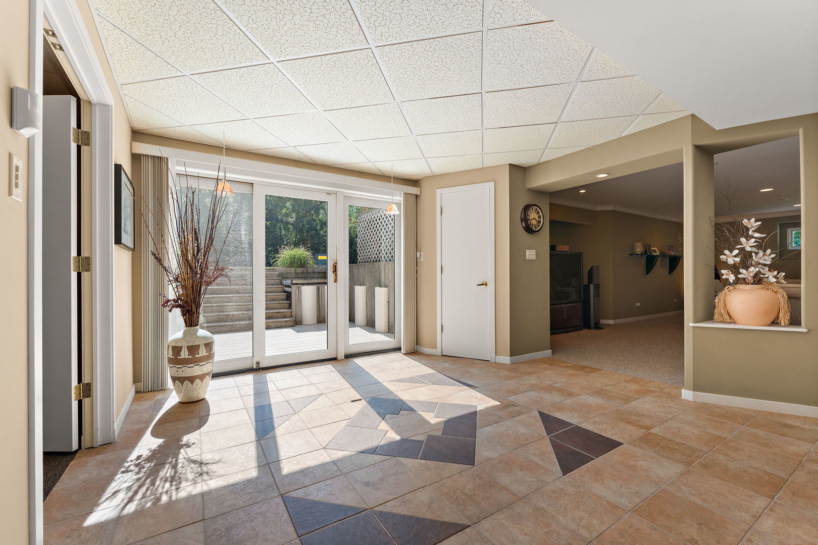 21211 Lisa Lane, Steger, IL 60475