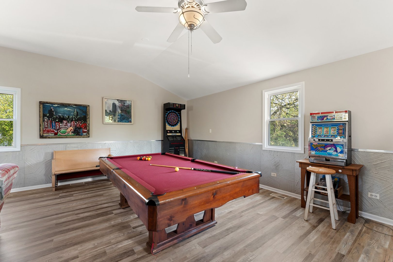 19061 Wentworth Avenue, Lansing, IL 60438