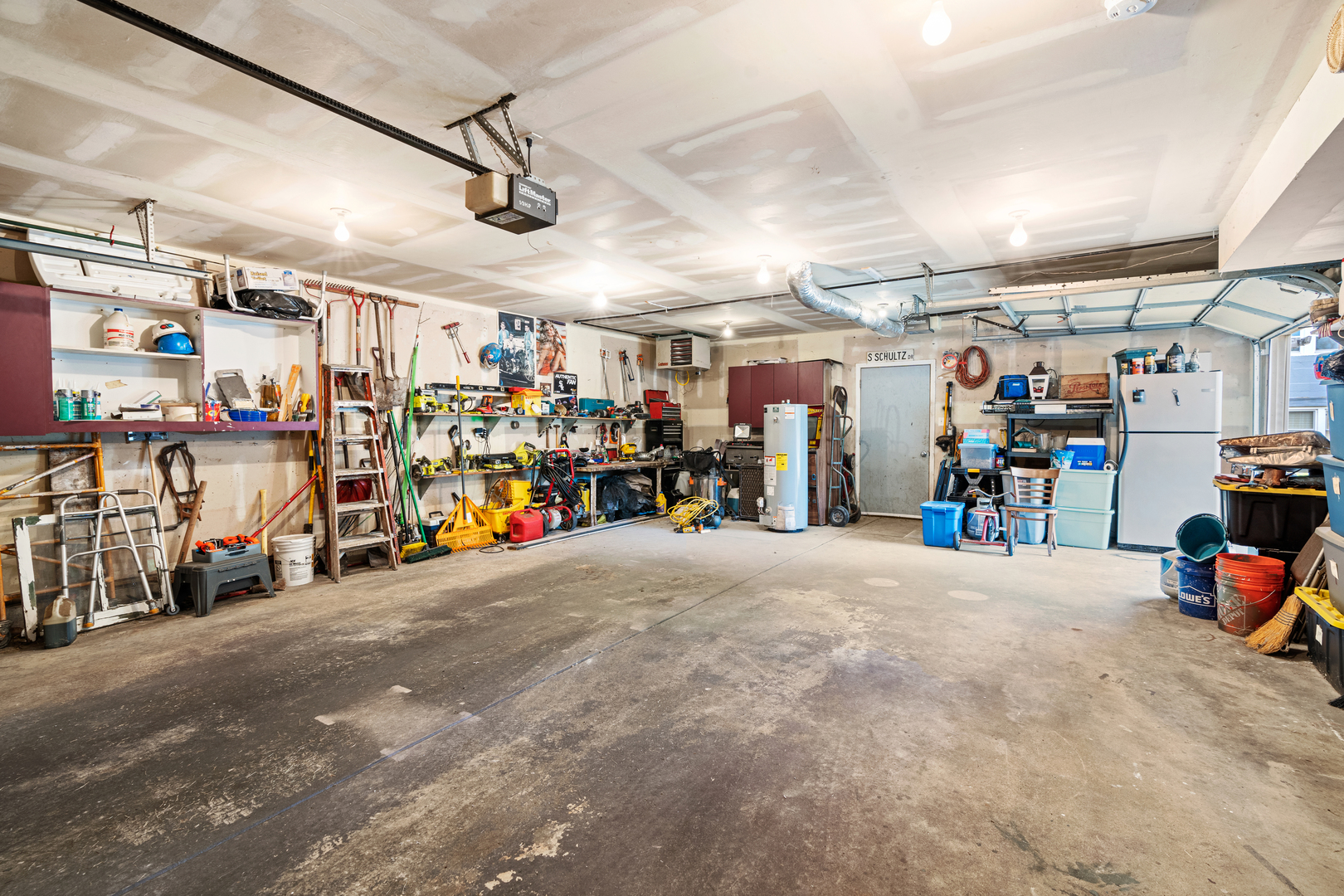 19061 Wentworth Avenue, Lansing, IL 60438