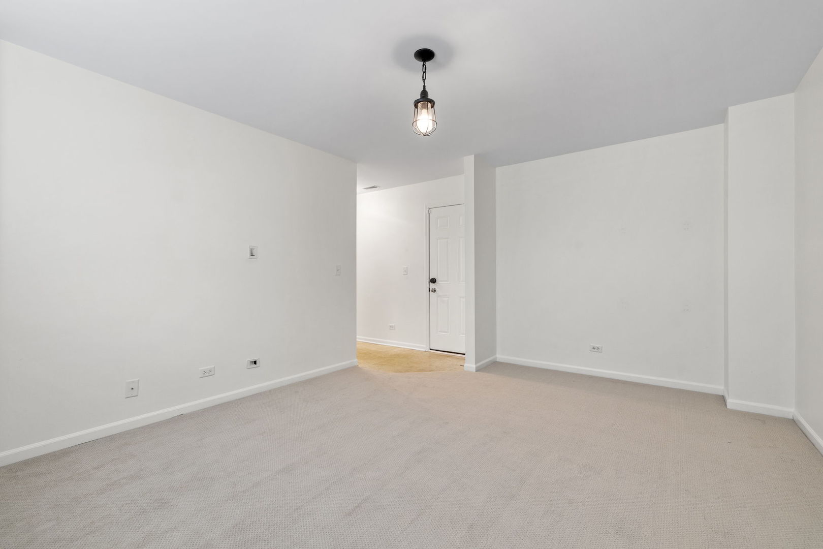 0N082 Forsythe Court, Winfield, IL 60190