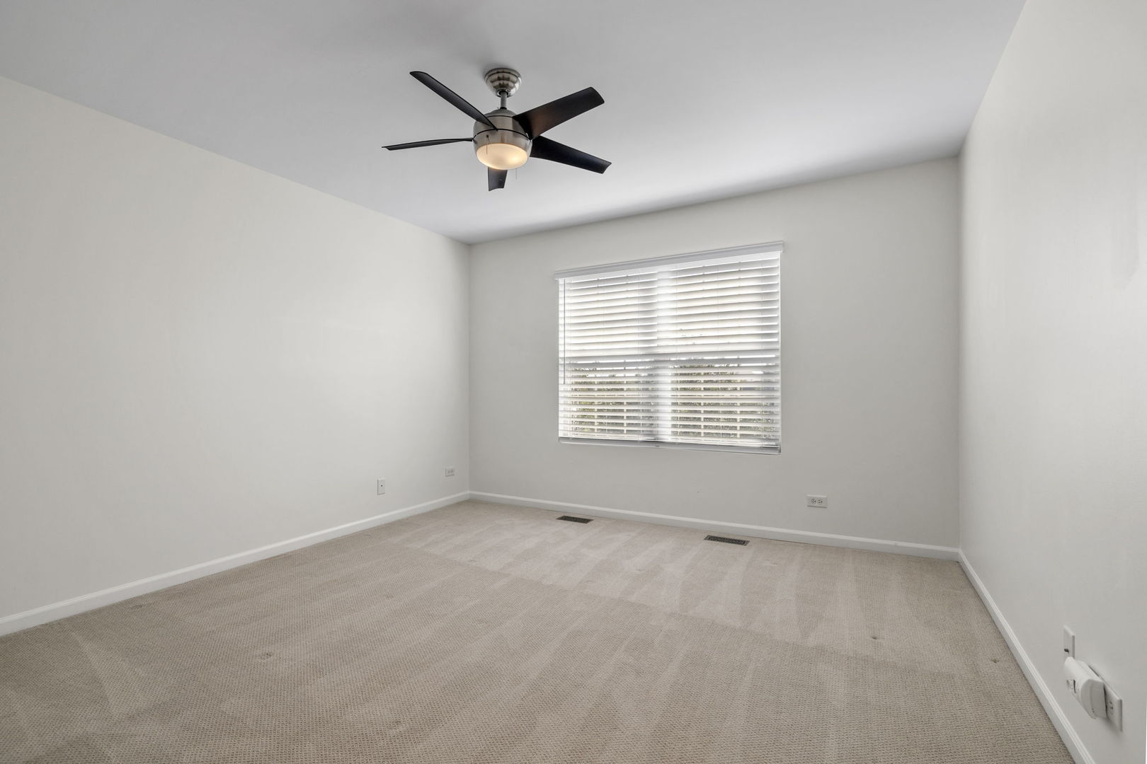 0N082 Forsythe Court, Winfield, IL 60190