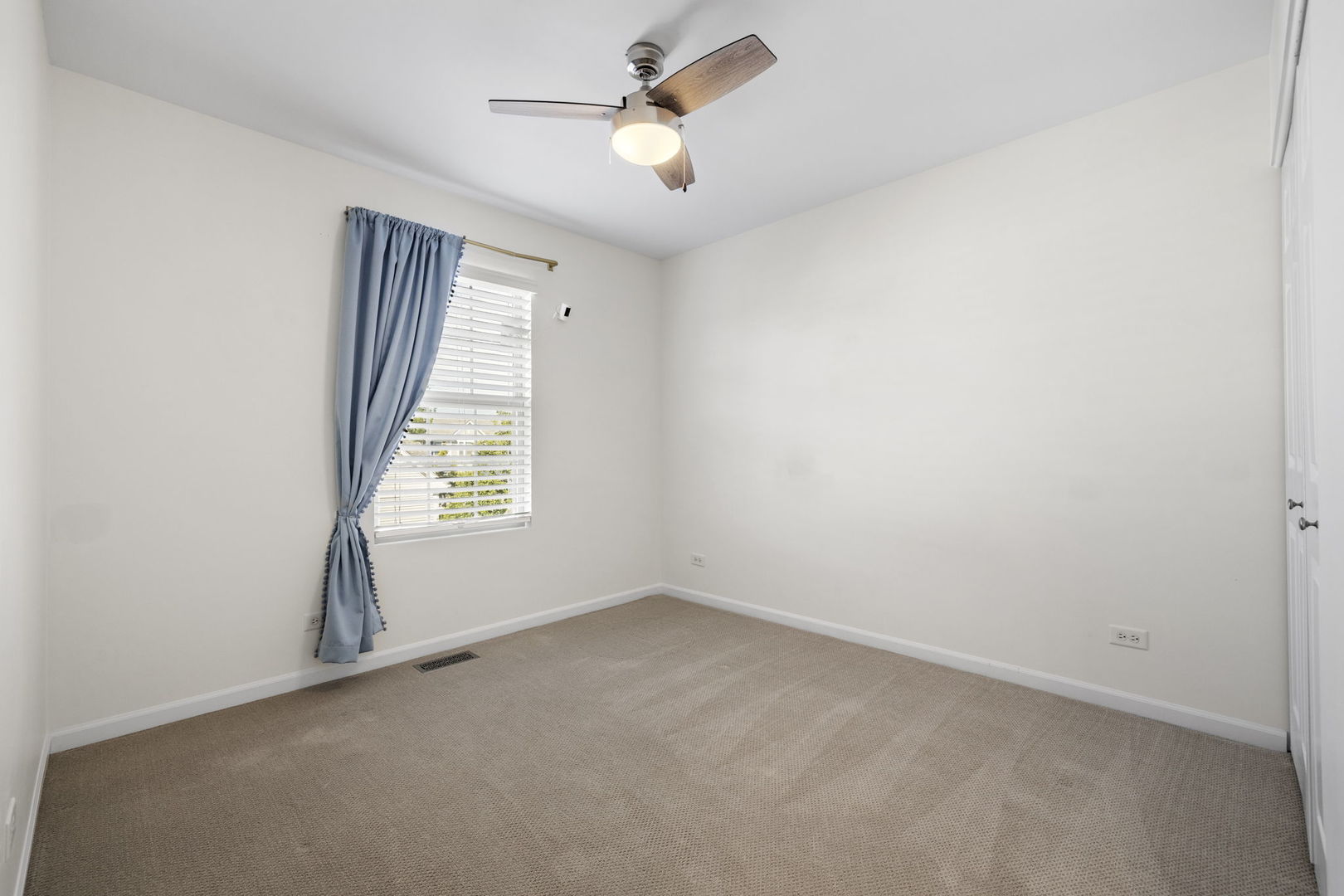 0N082 Forsythe Court, Winfield, IL 60190