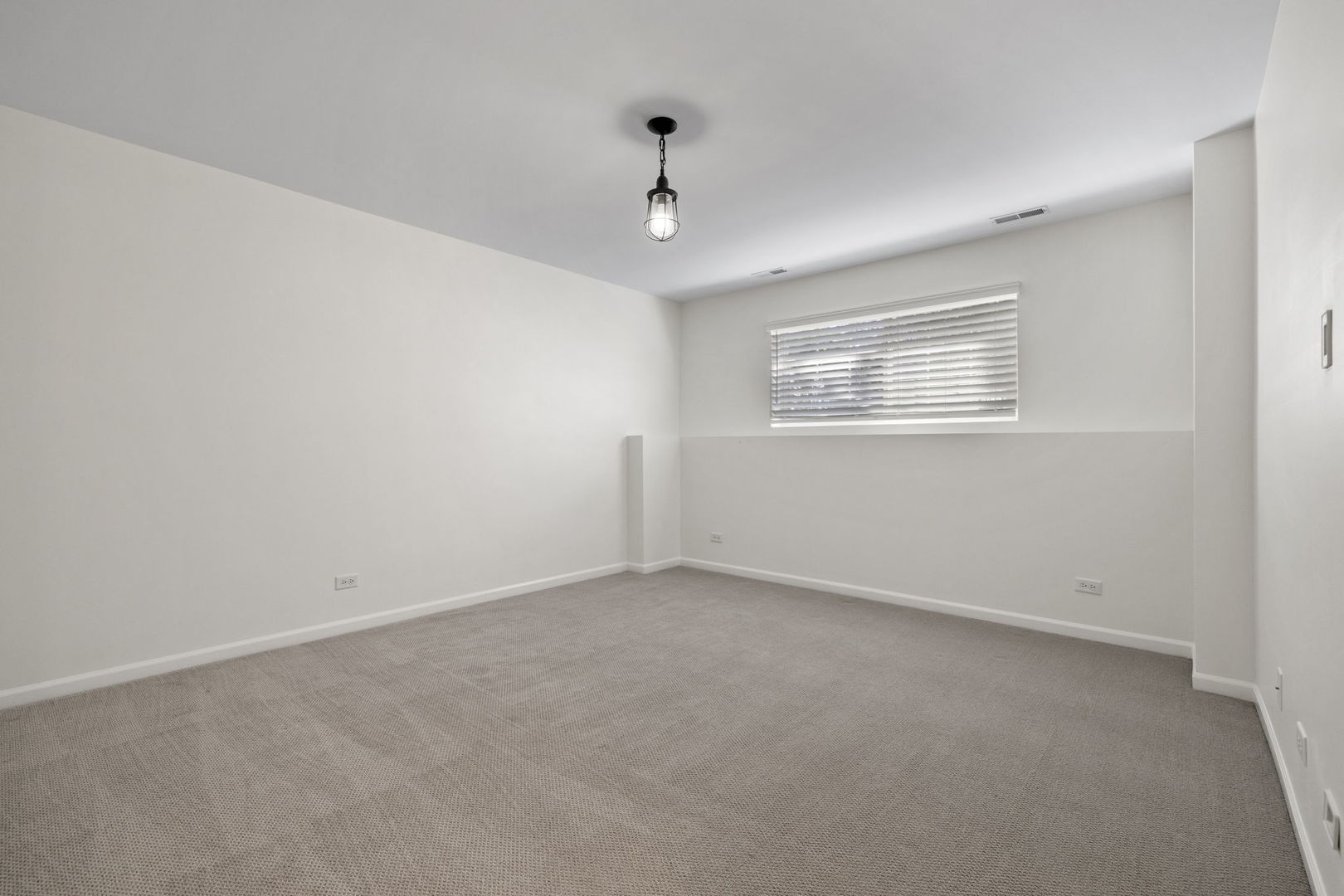 0N082 Forsythe Court, Winfield, IL 60190