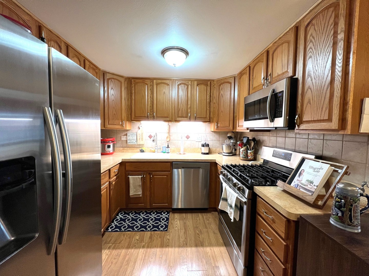 304 Whidah Court #304, Schaumburg, IL 60194
