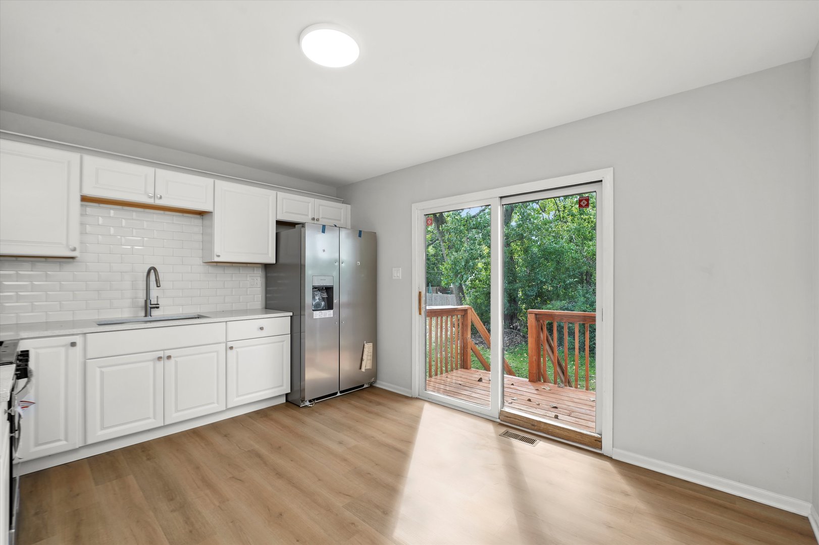 2102 Tamarack Drive, Joliet, IL 60432