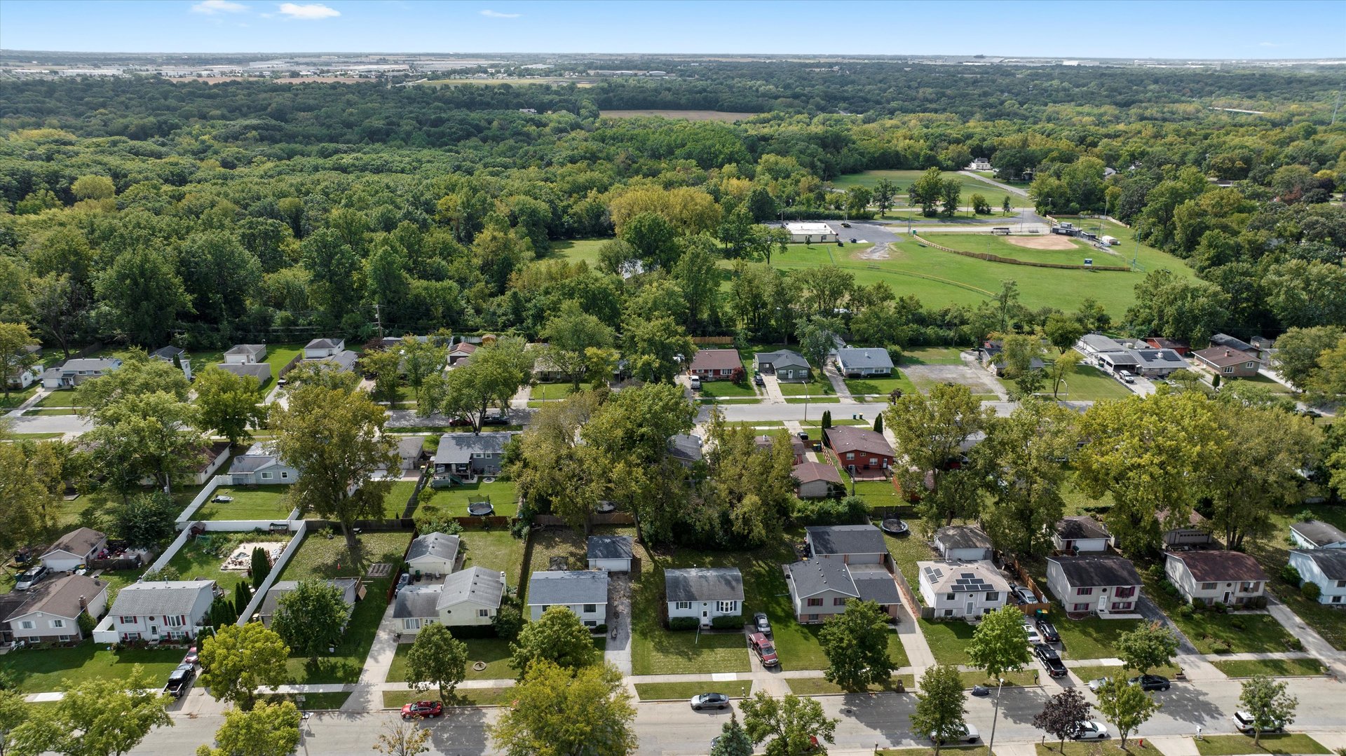 2102 Tamarack Drive, Joliet, IL 60432