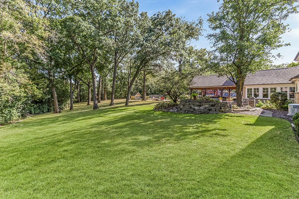 11901 S 92nd Avenue, Palos Park, IL 60464