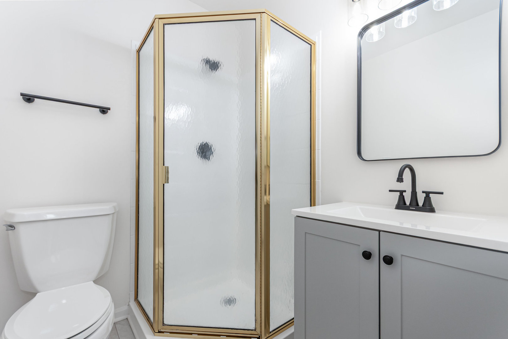 827 Prairie Street, Aurora, IL 60506