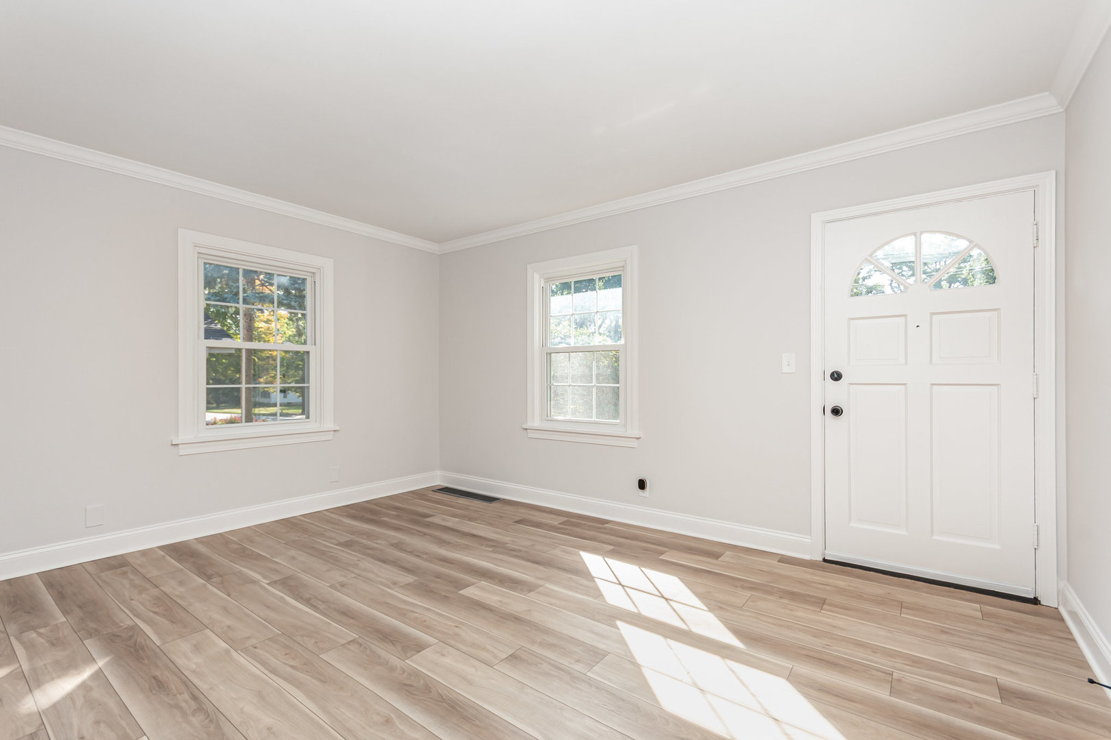 827 Prairie Street, Aurora, IL 60506