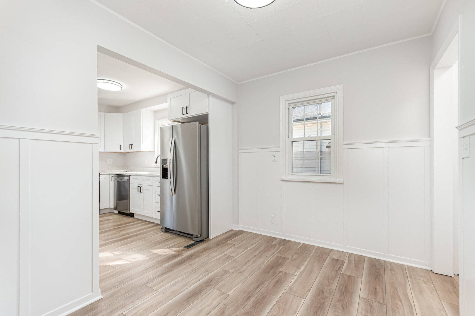 827 Prairie Street, Aurora, IL 60506