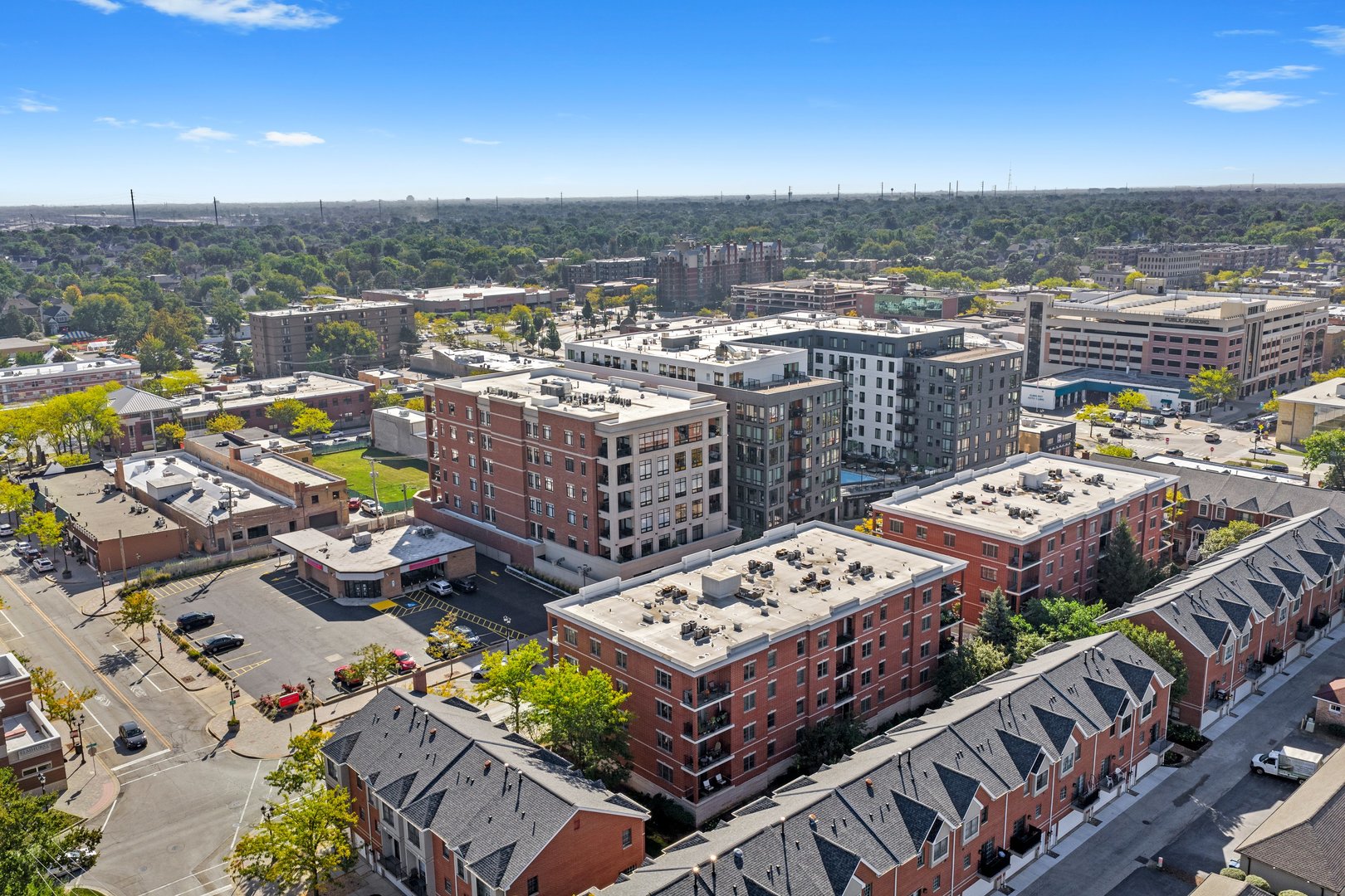 210 N Addison Avenue #303, Elmhurst, IL 60126