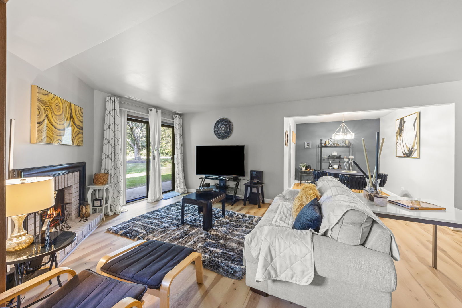 1822 Portsmouth Drive #2, Lisle, IL 60532