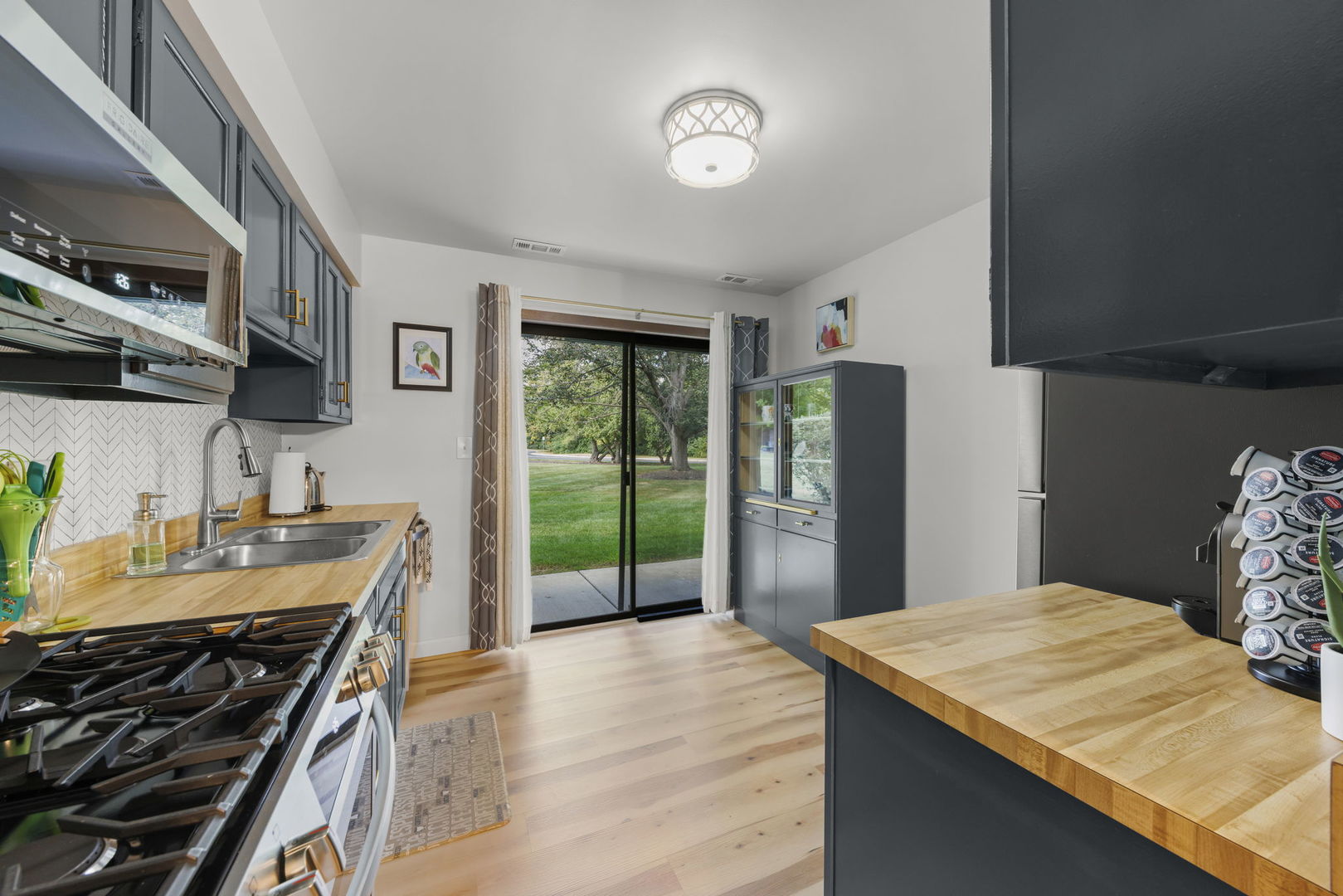 1822 Portsmouth Drive #2, Lisle, IL 60532