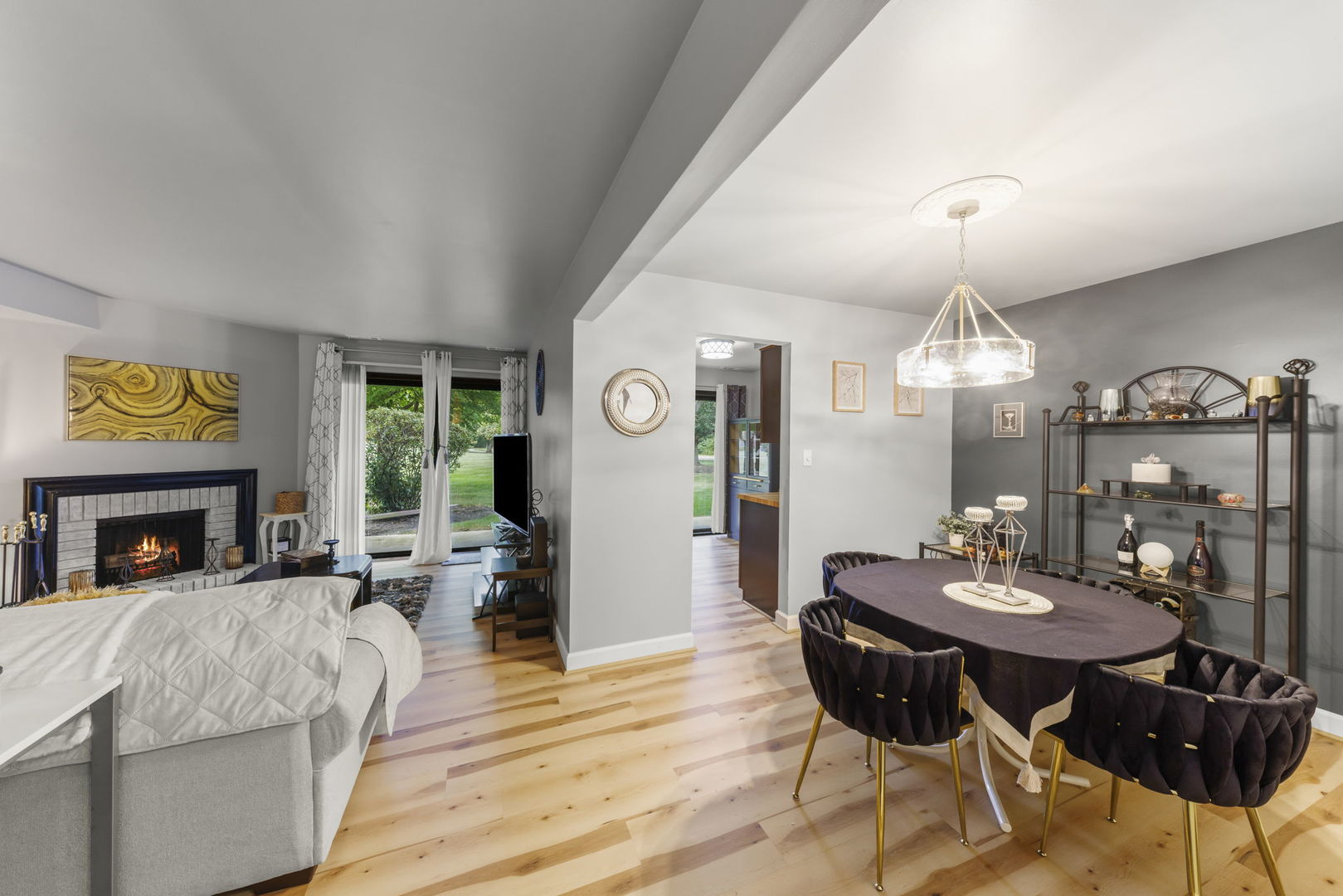 1822 Portsmouth Drive #2, Lisle, IL 60532