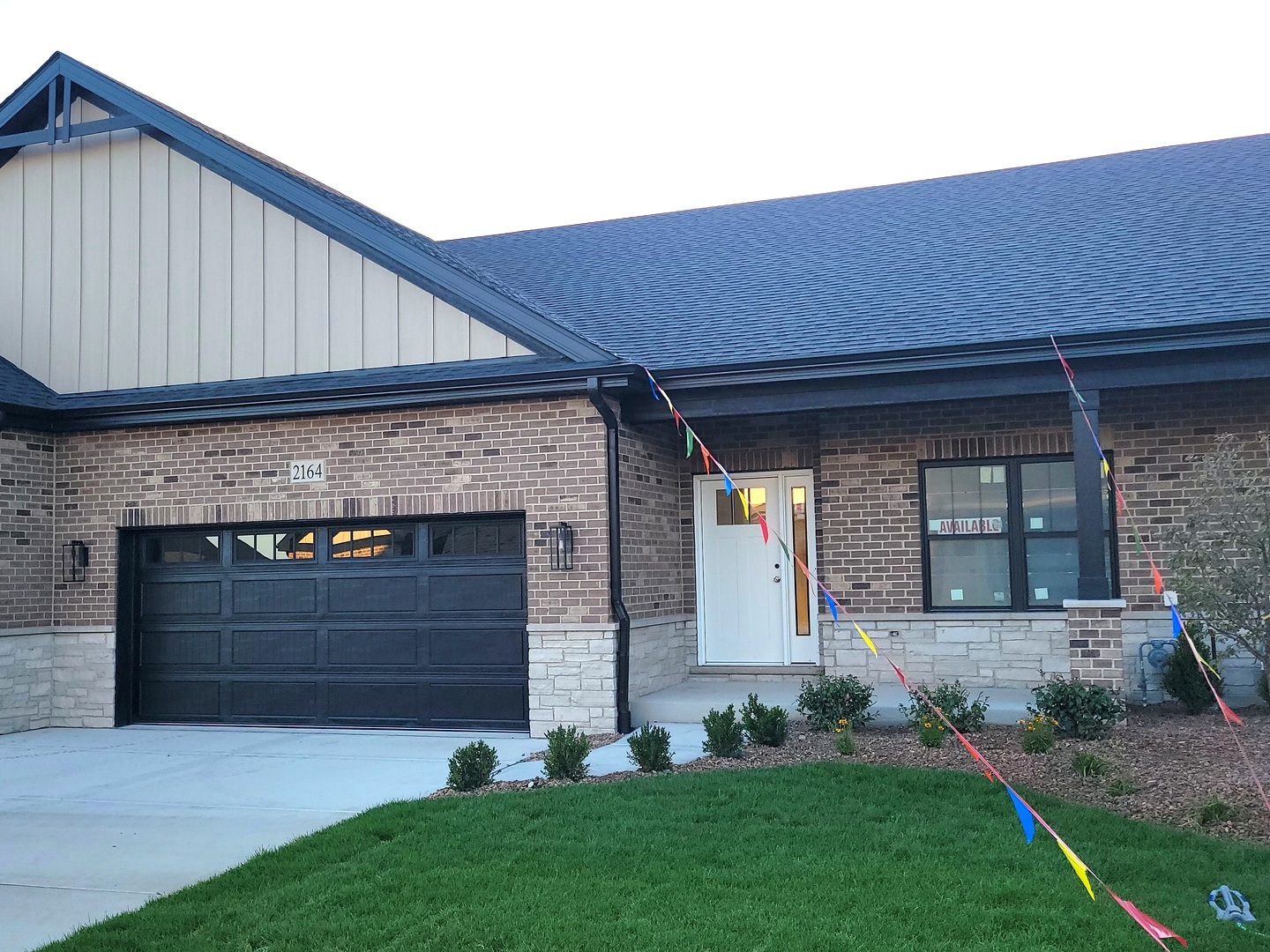 2164 Sky Harbor Drive, New Lenox, IL 60451