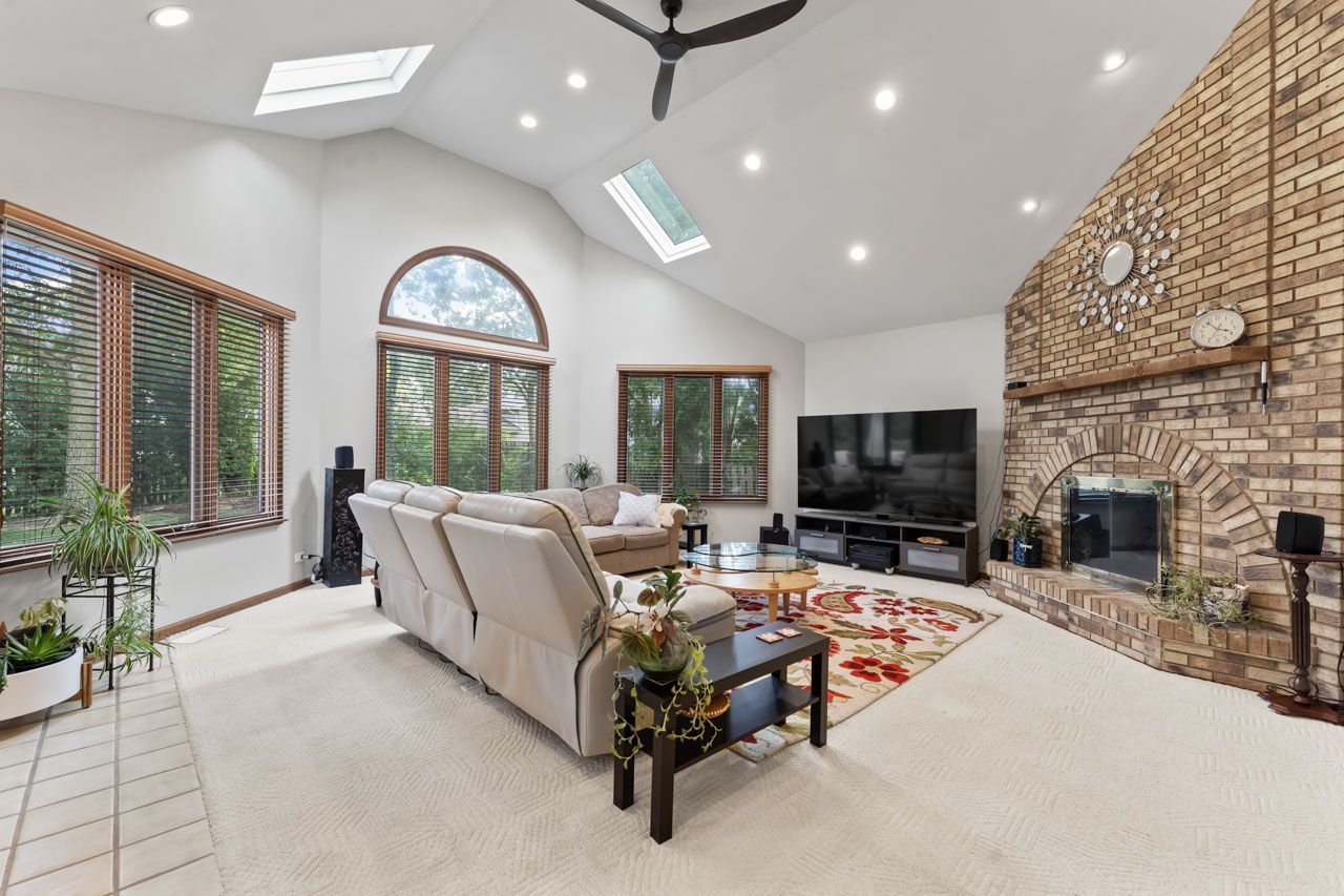 920 Rockbridge Road, Naperville, IL 60540