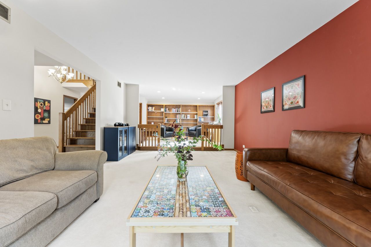 920 Rockbridge Road, Naperville, IL 60540