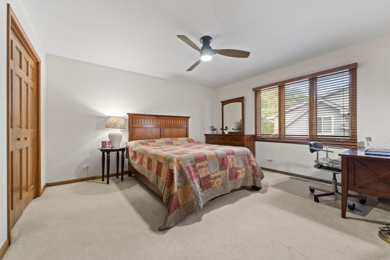 920 Rockbridge Road, Naperville, IL 60540