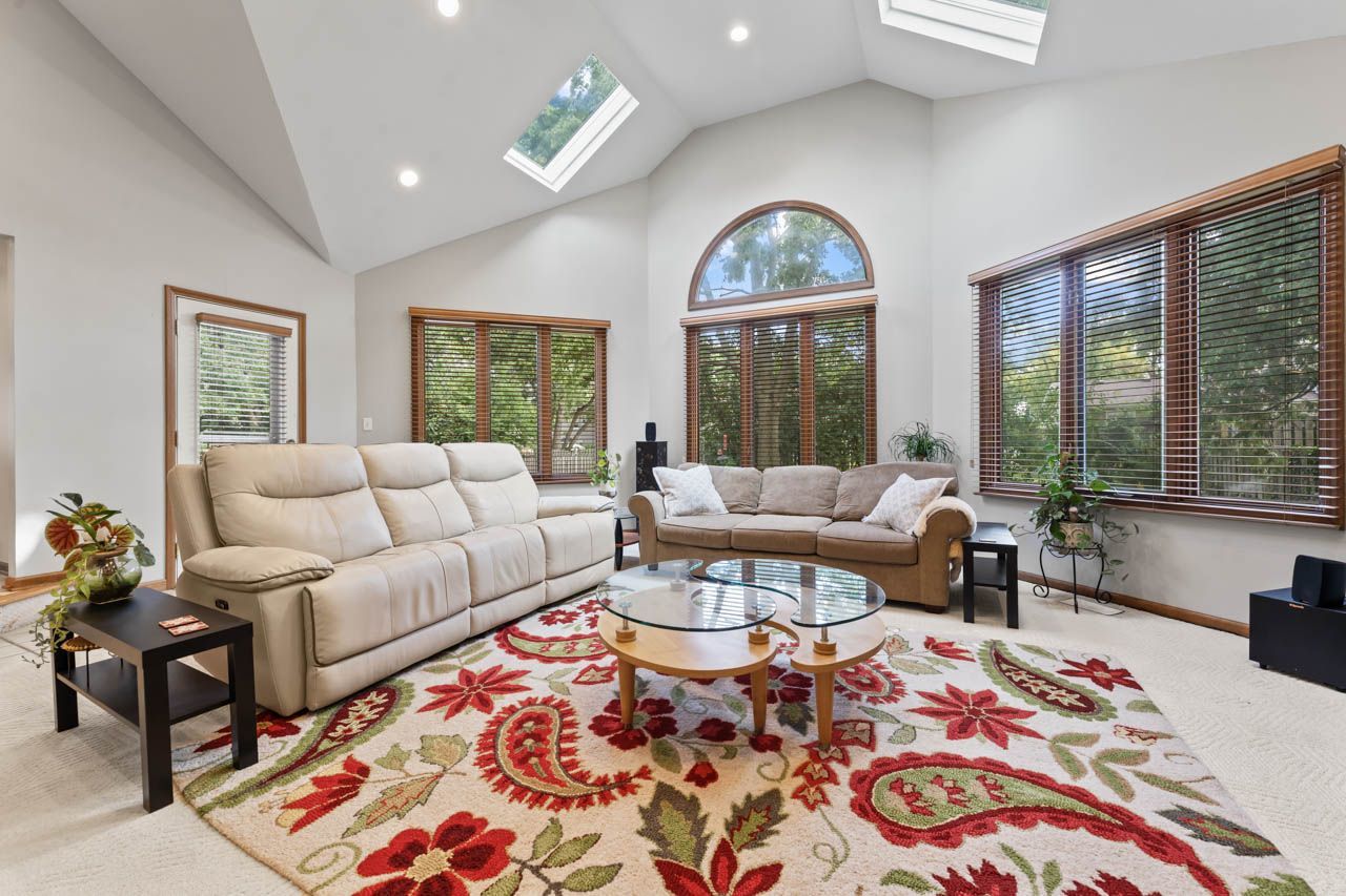 920 Rockbridge Road, Naperville, IL 60540