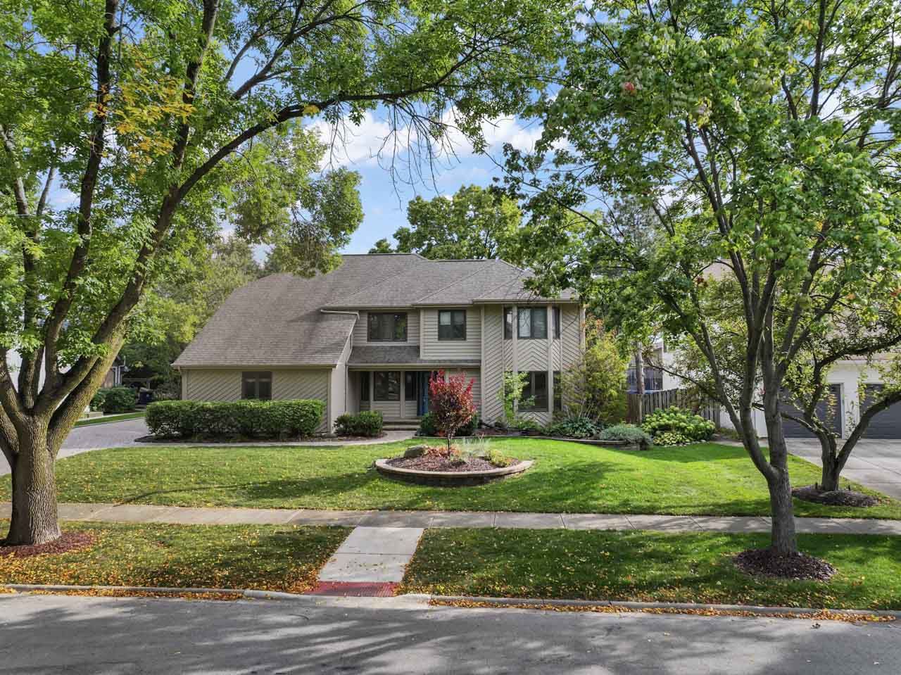 920 Rockbridge Road, Naperville, IL 60540