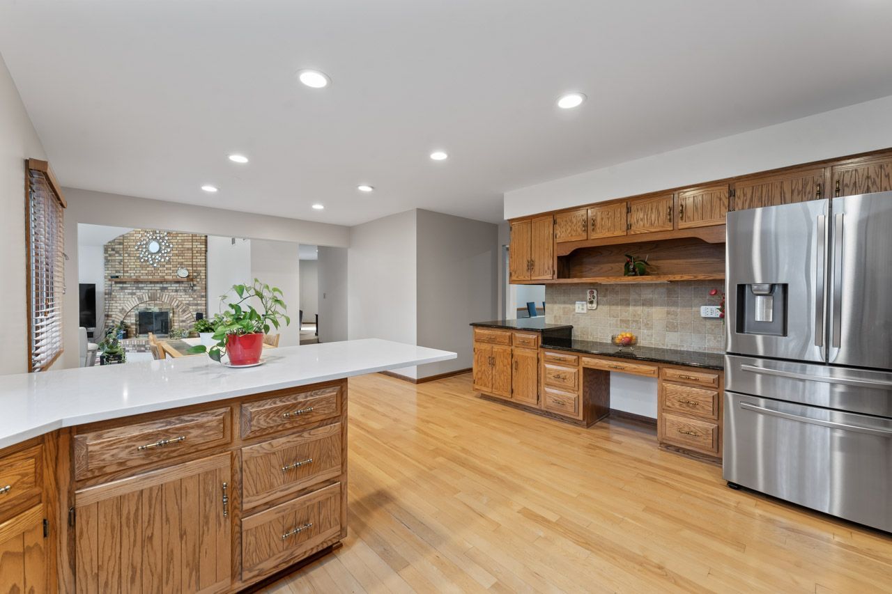 920 Rockbridge Road, Naperville, IL 60540