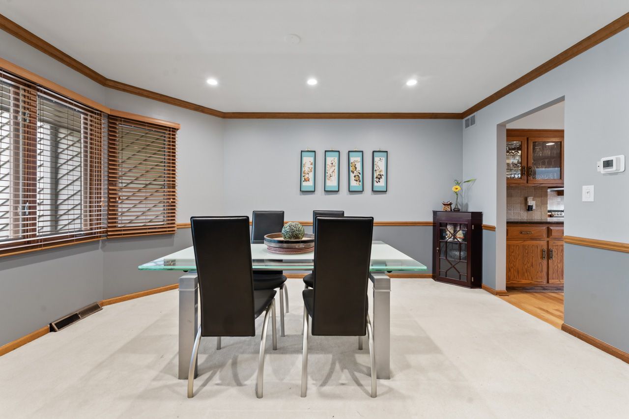 920 Rockbridge Road, Naperville, IL 60540