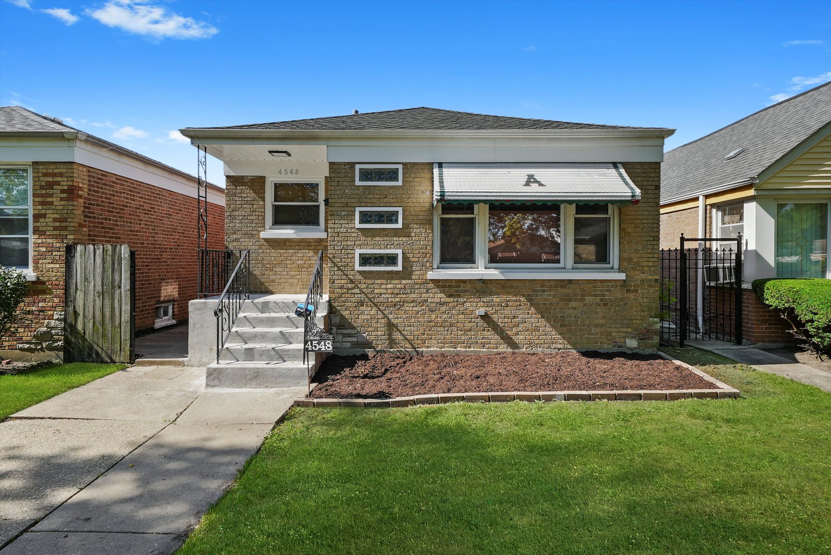 4548 S Laporte Avenue, Chicago, IL 60638