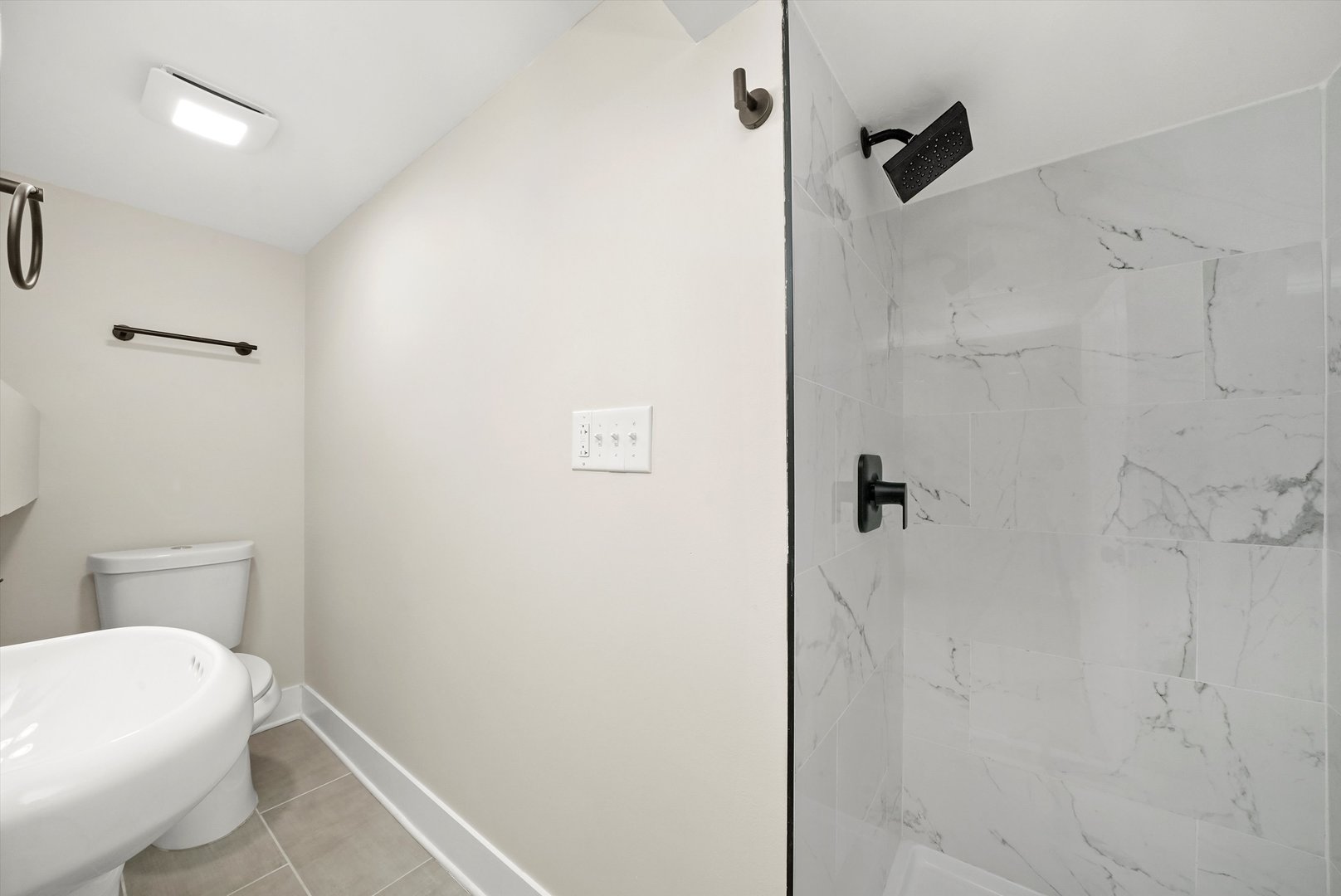 4548 S Laporte Avenue, Chicago, IL 60638