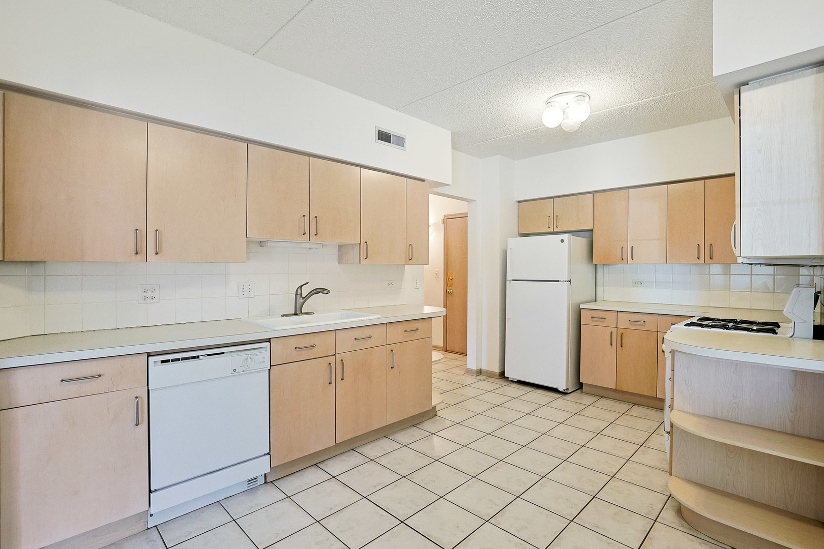 55 S Hale Street #109, Palatine, IL 60067