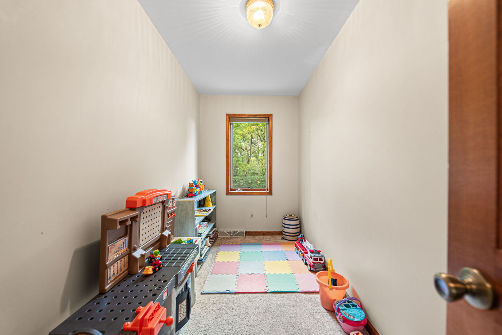 124 N 350, Valparaiso, IN 46385
