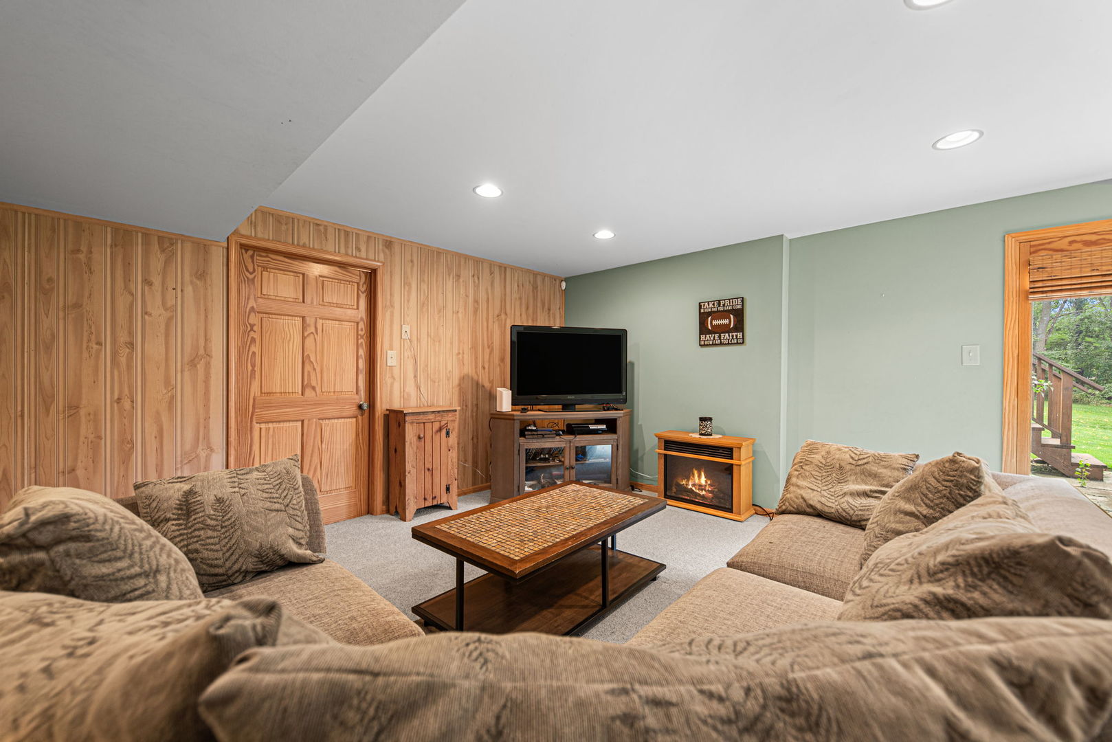 124 N 350, Valparaiso, IN 46385