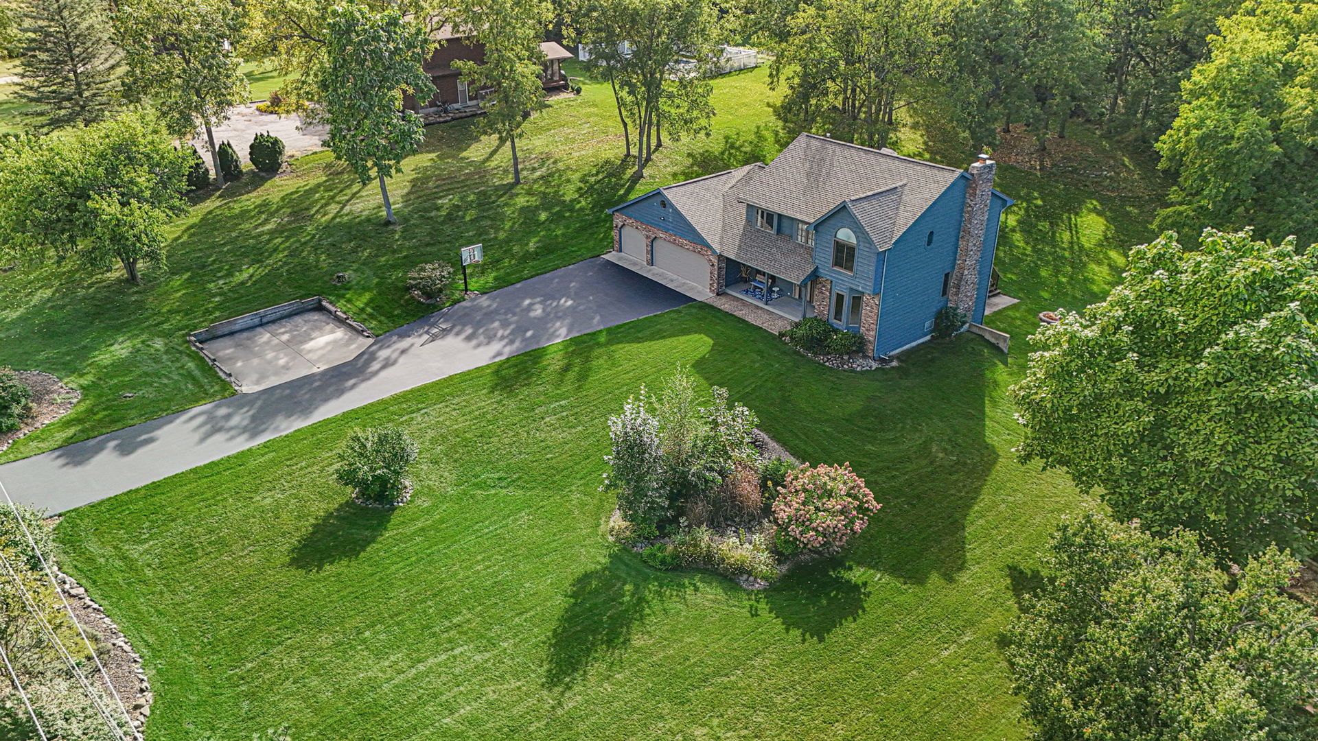 124 N 350, Valparaiso, IN 46385