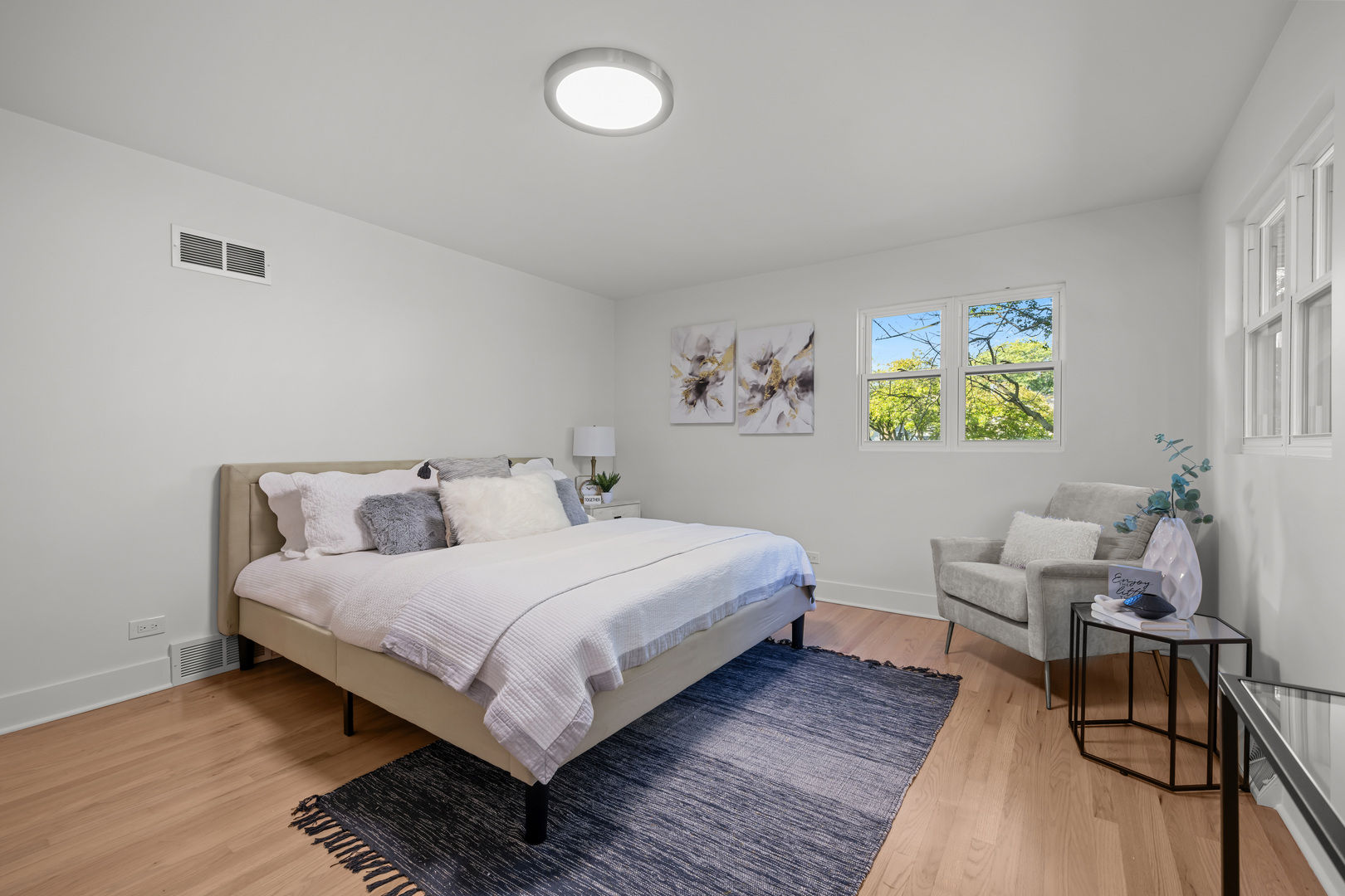 1405 N West Street, Naperville, IL 60563