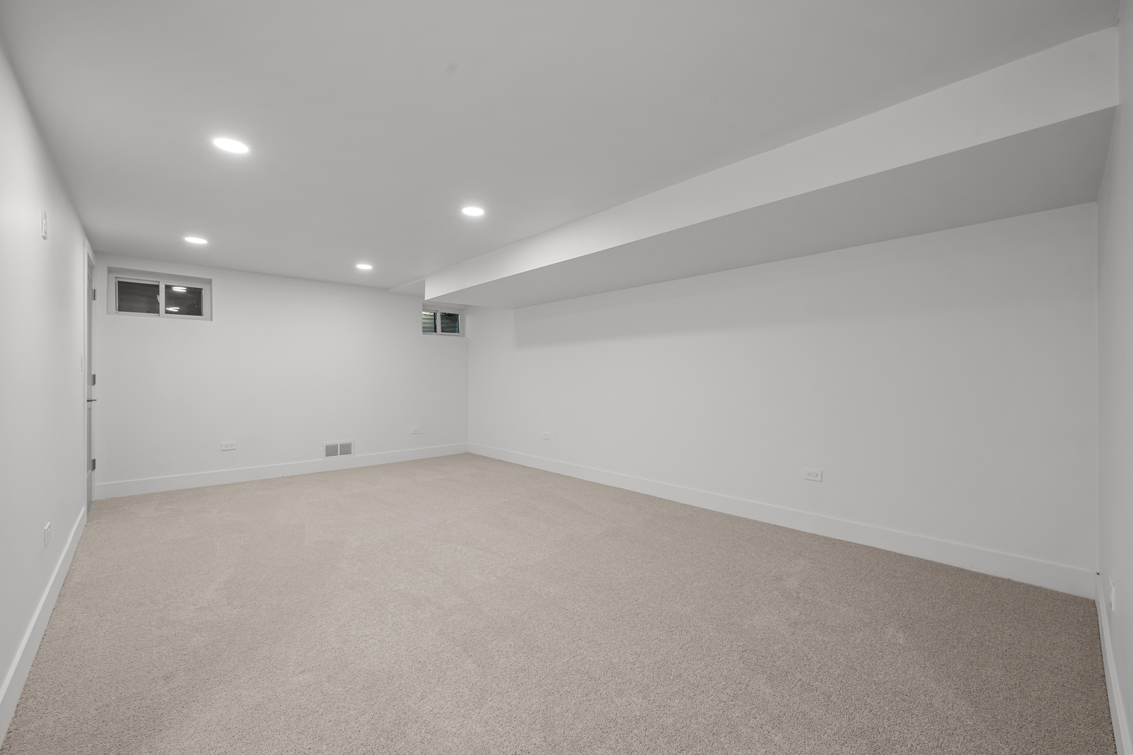 1405 N West Street, Naperville, IL 60563